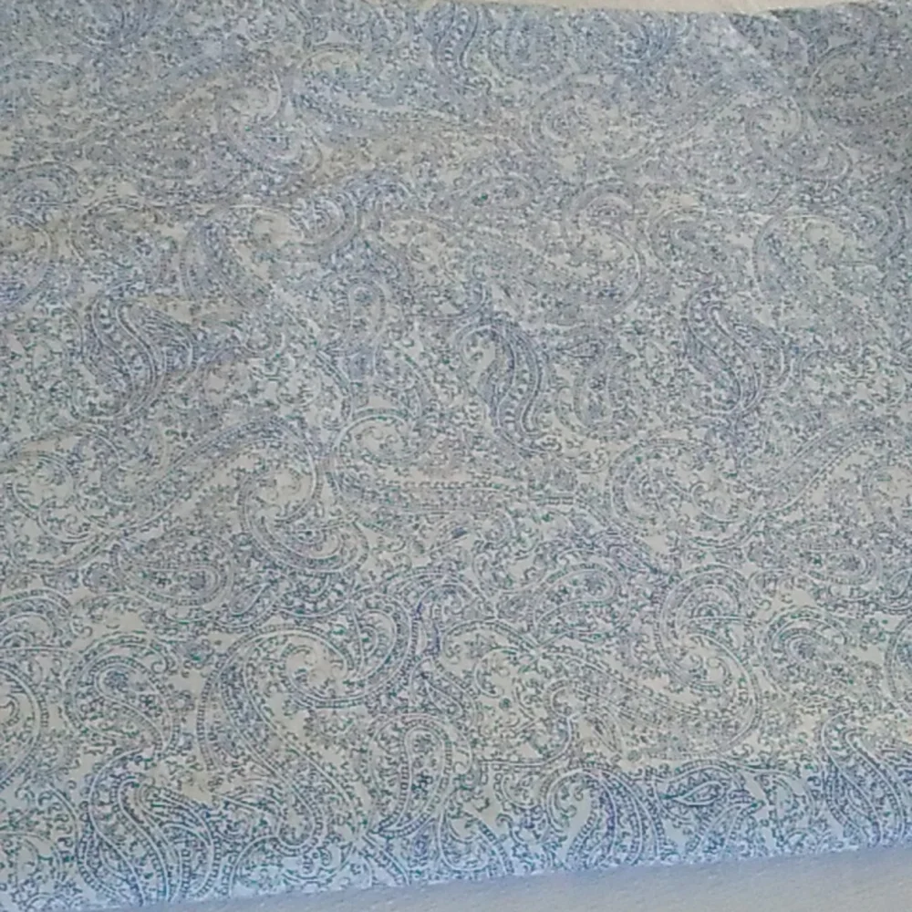 Ralph Lauren Queen Flat Sheet Blue White Paisley Print 100% cotton